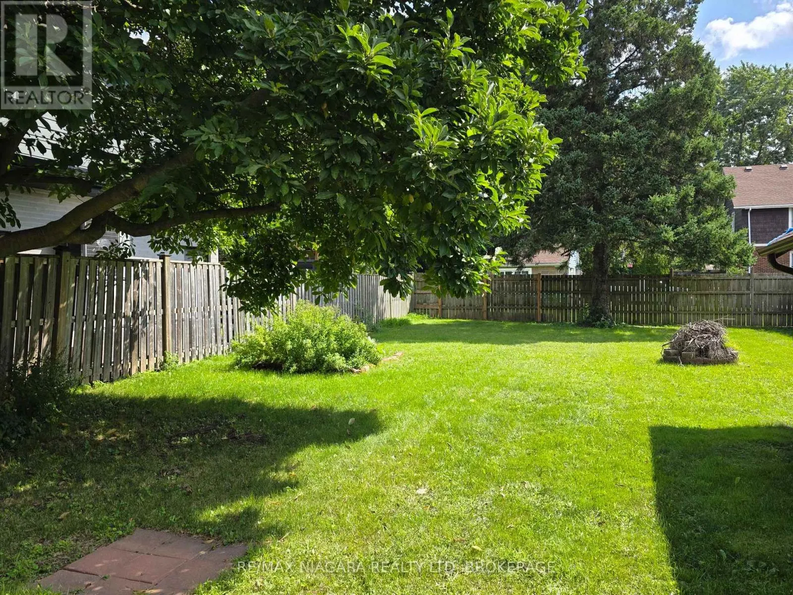 5944 DORCHESTER ROAD