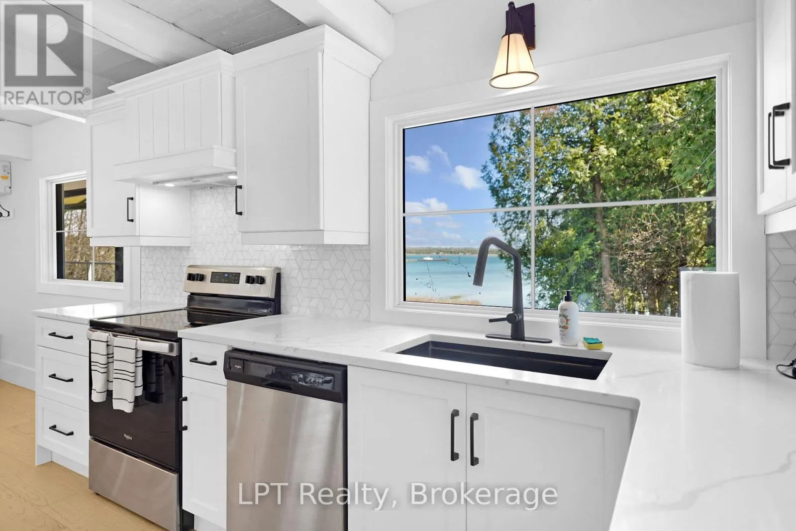 193 TAMARAC ROAD