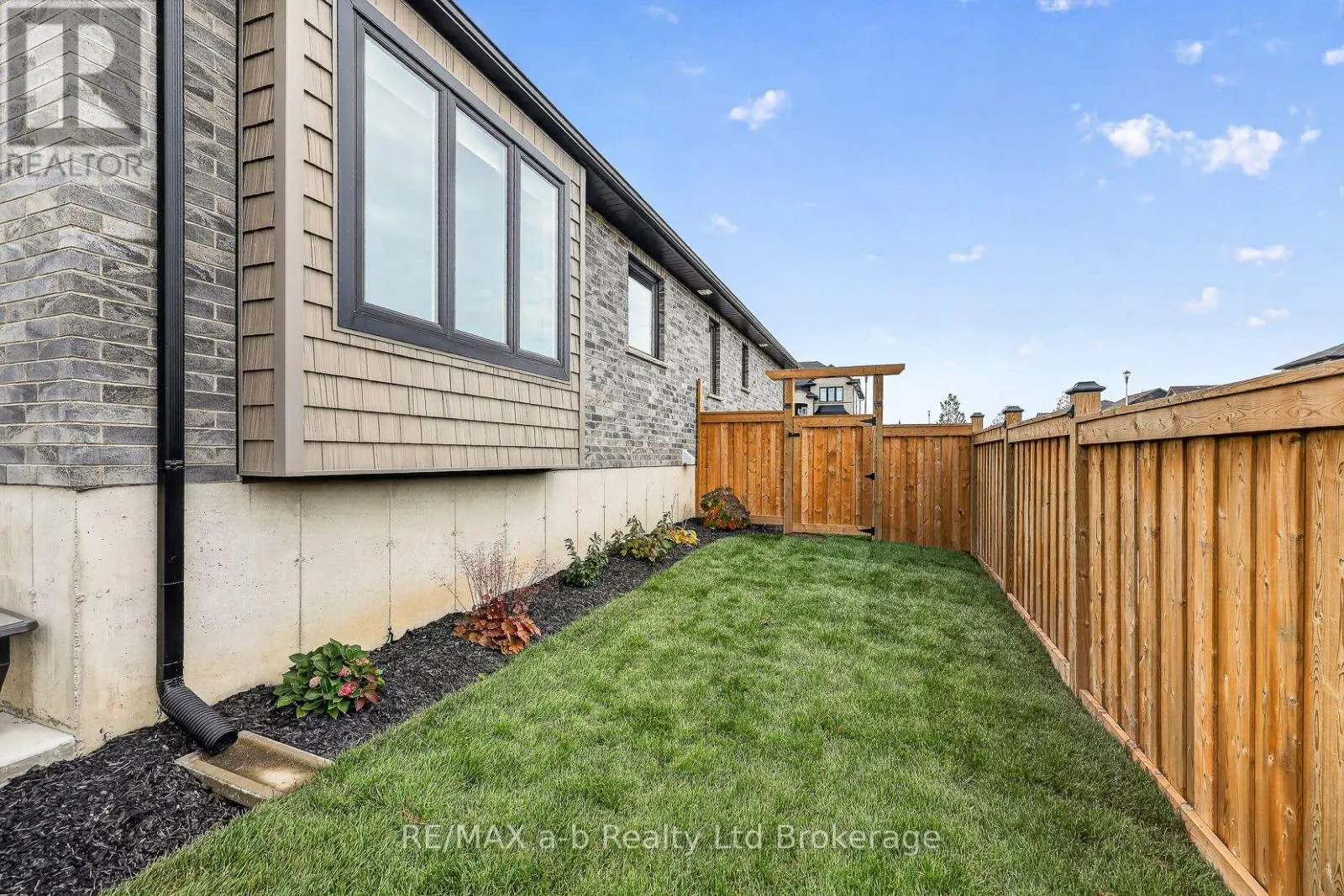 200 HEMLOCK STREET