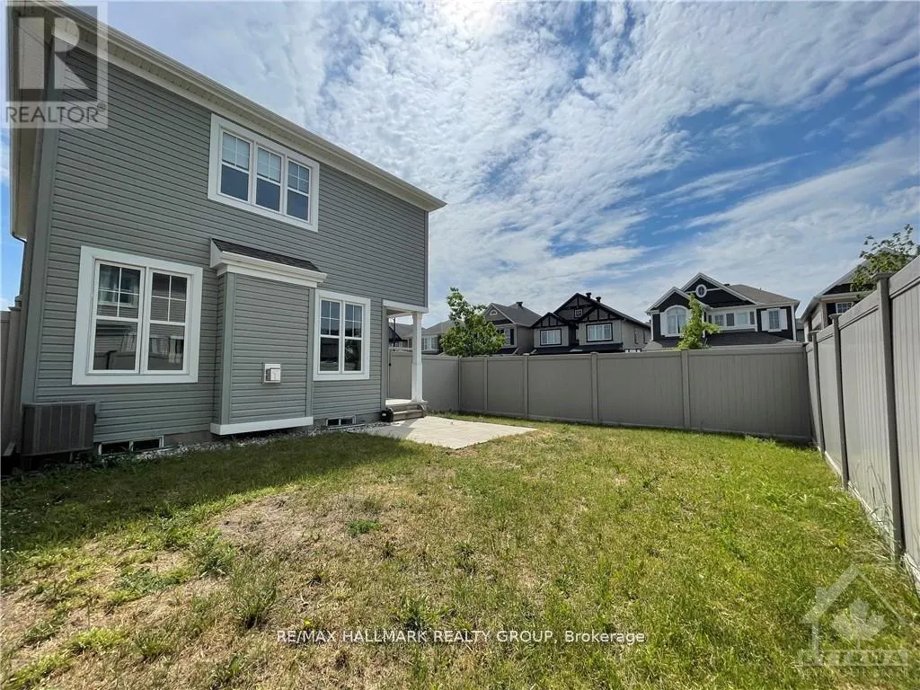651 BROAD COVE CRESCENT