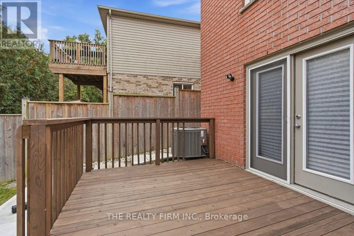 998 QUEENSBOROUGH COURT