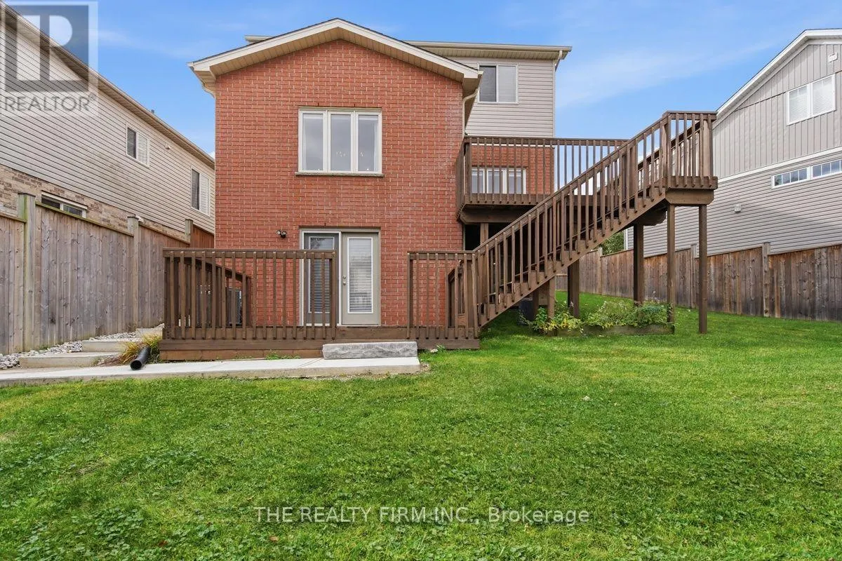 998 QUEENSBOROUGH COURT