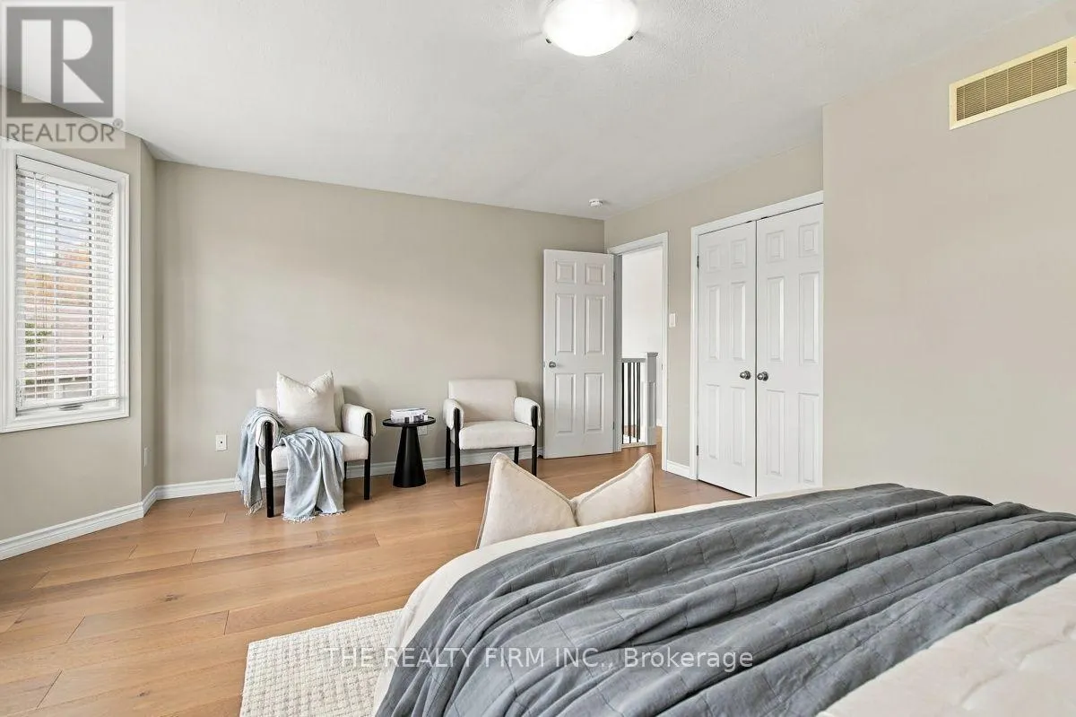998 QUEENSBOROUGH COURT