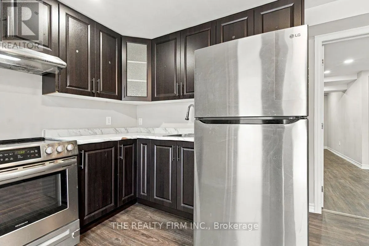 998 QUEENSBOROUGH COURT