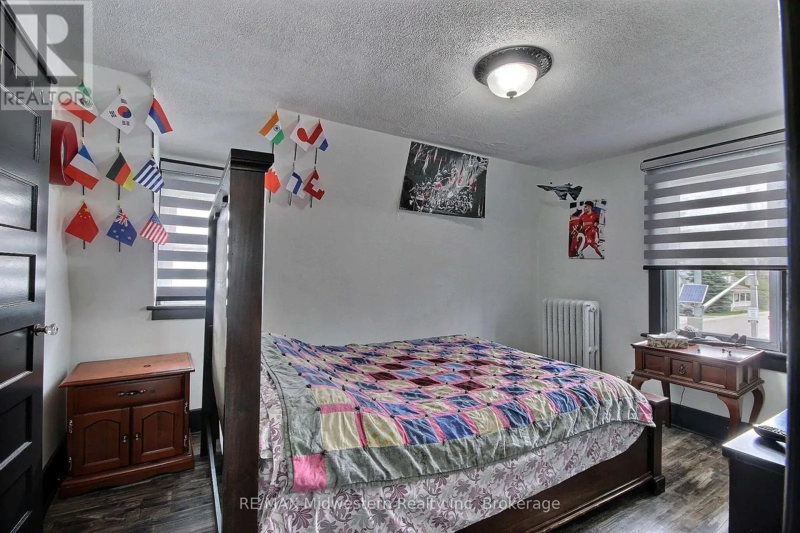 506 MAIN STREET E