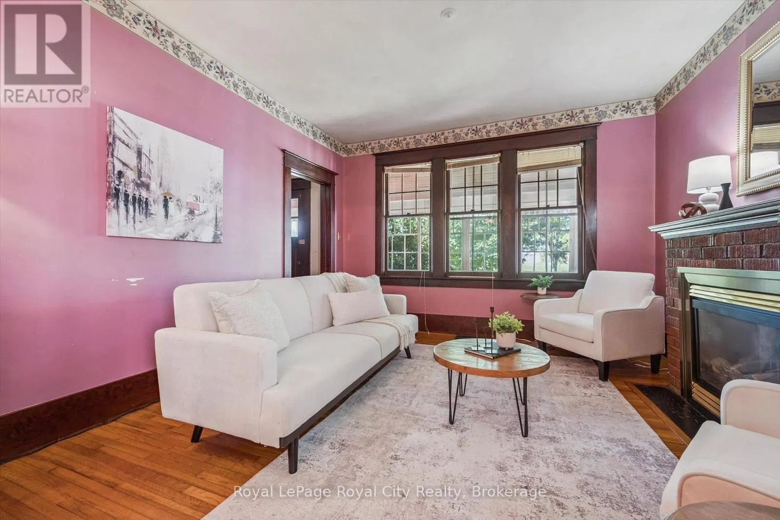 22 BOULT AVENUE