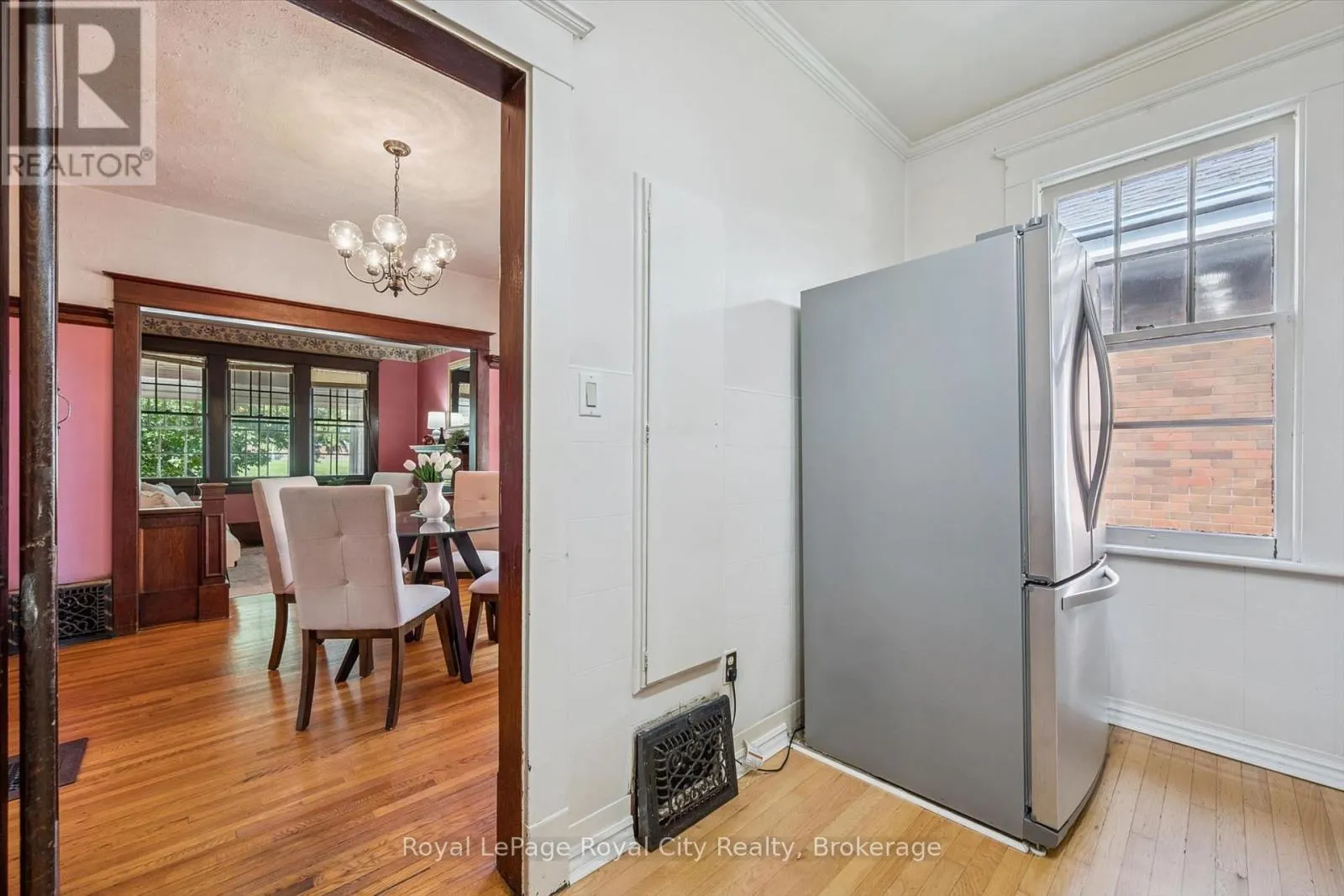 22 BOULT AVENUE
