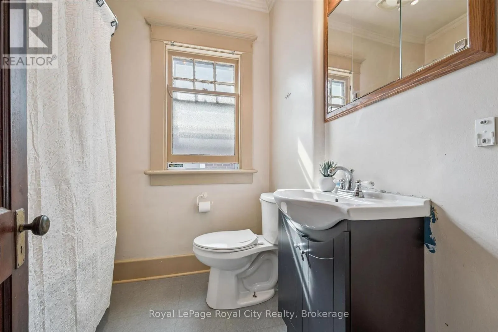 22 BOULT AVENUE