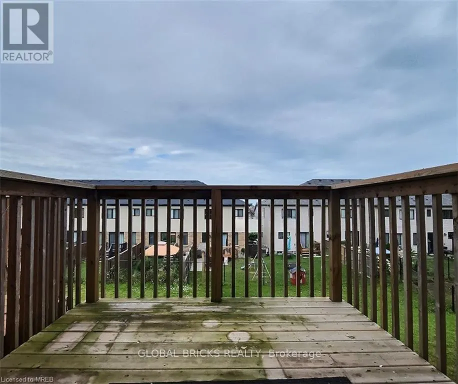 19 ALLCROFT COURT