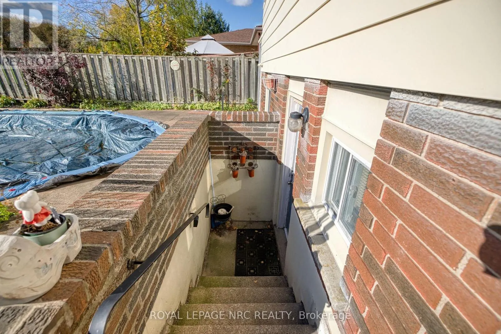 13 ROYAL MANOR DRIVE
