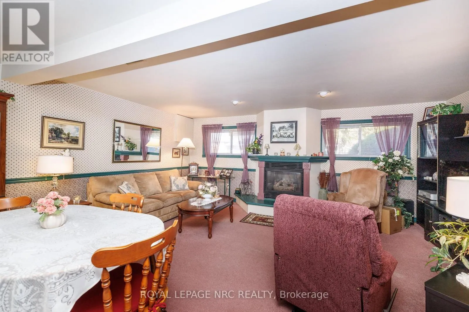 13 ROYAL MANOR DRIVE