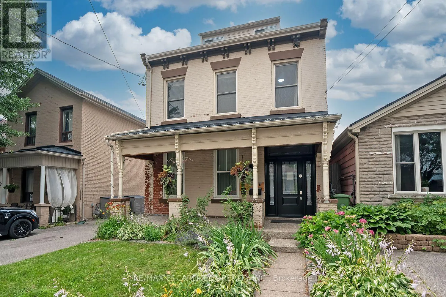 2 - 87 COLBOURNE STREET
