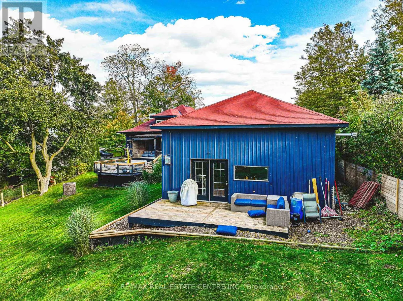 595 MOUNT PLEASANT ROAD