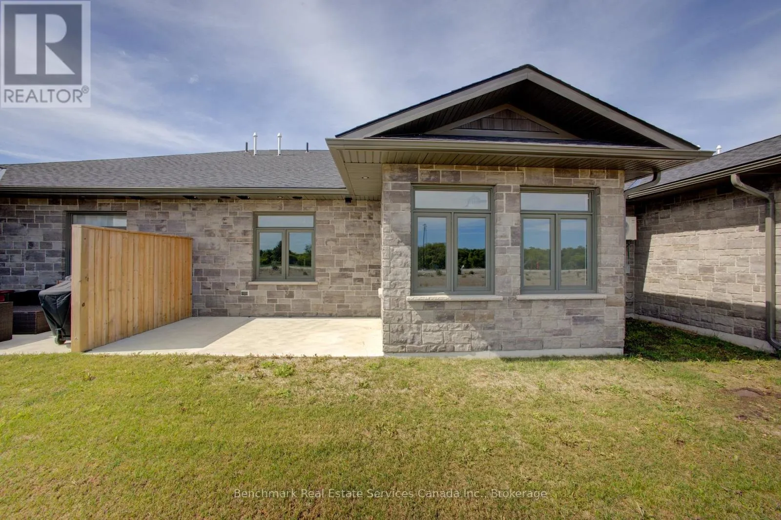 59 CAVALIER CRESCENT