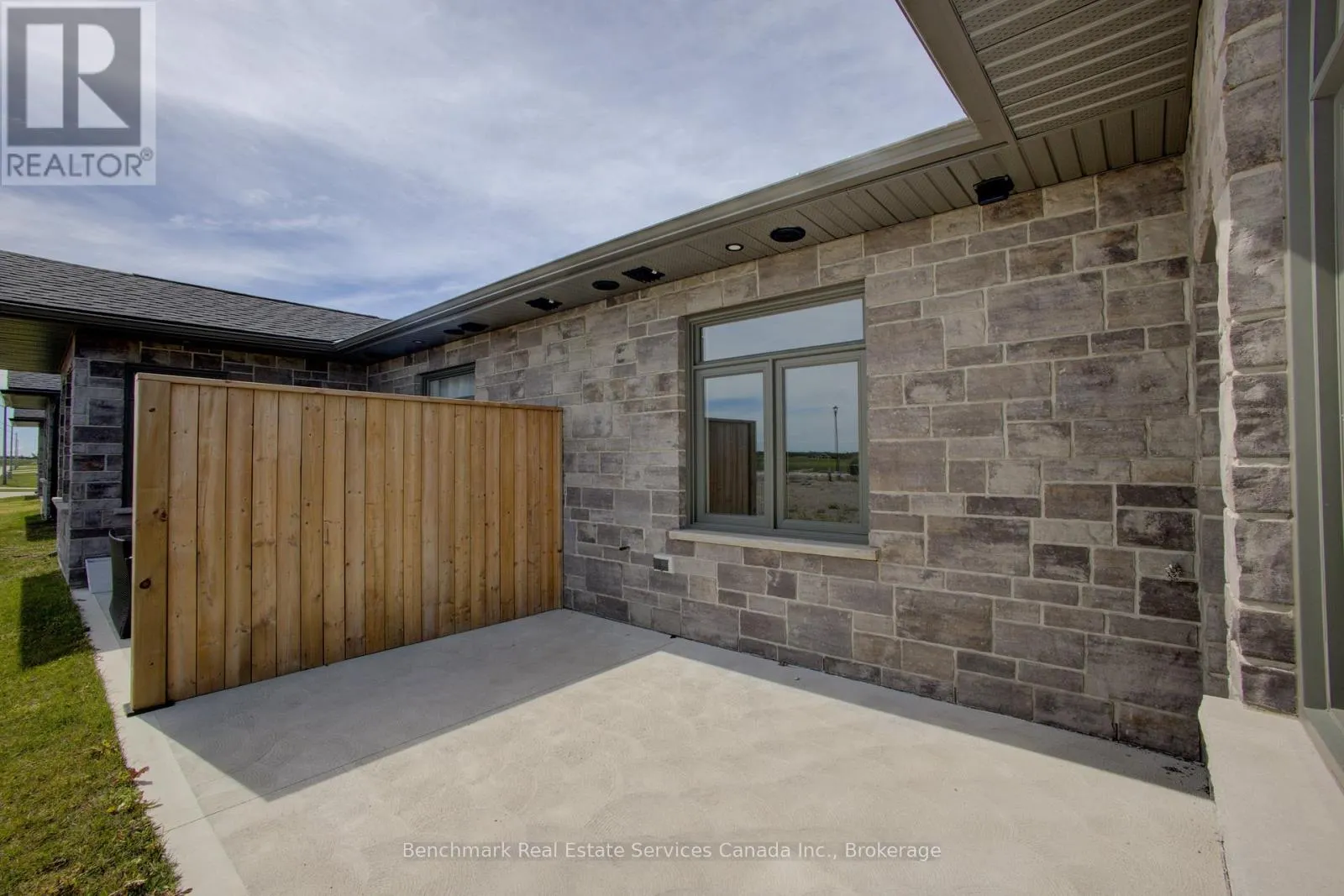 59 CAVALIER CRESCENT