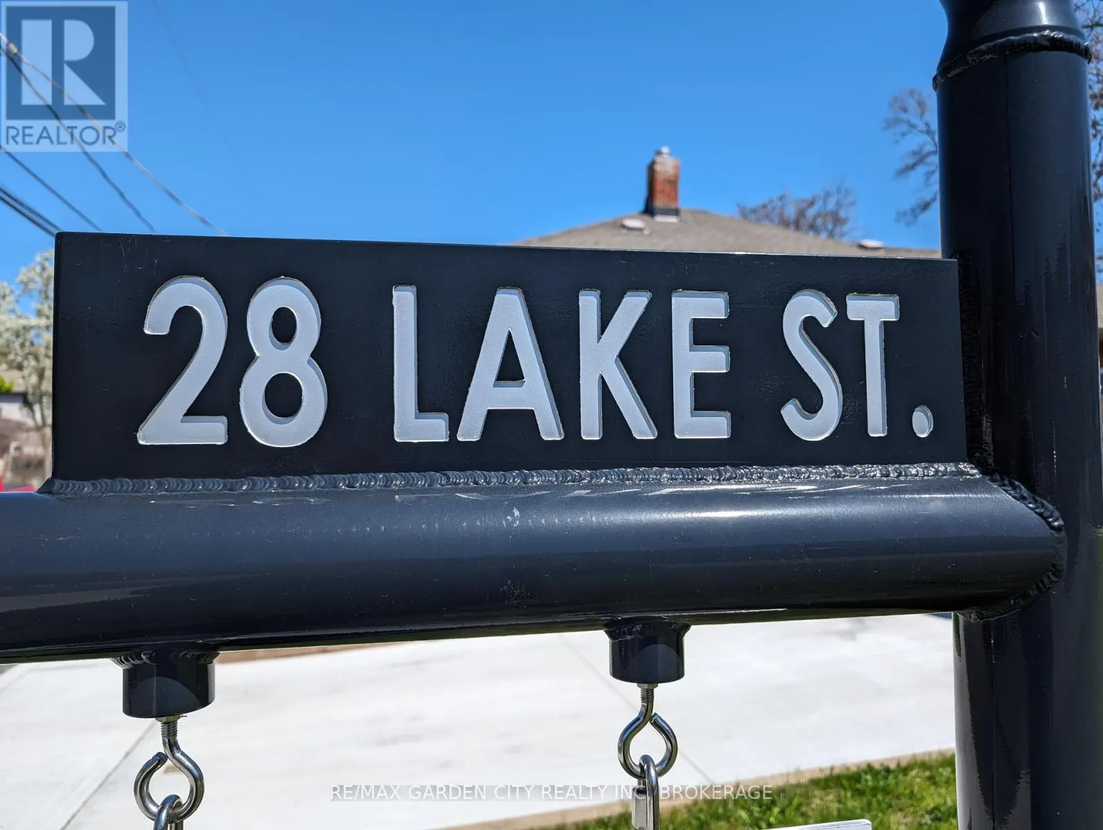 28 LAKE STREET