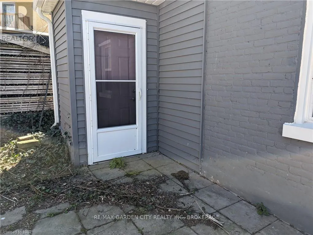 28 LAKE STREET