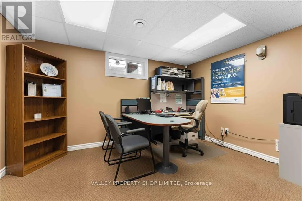 3436 PETAWAWA BOULEVARD