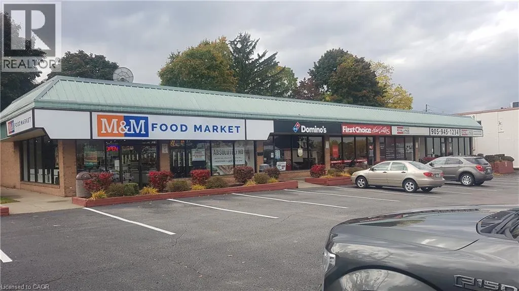 36 MAIN Street E