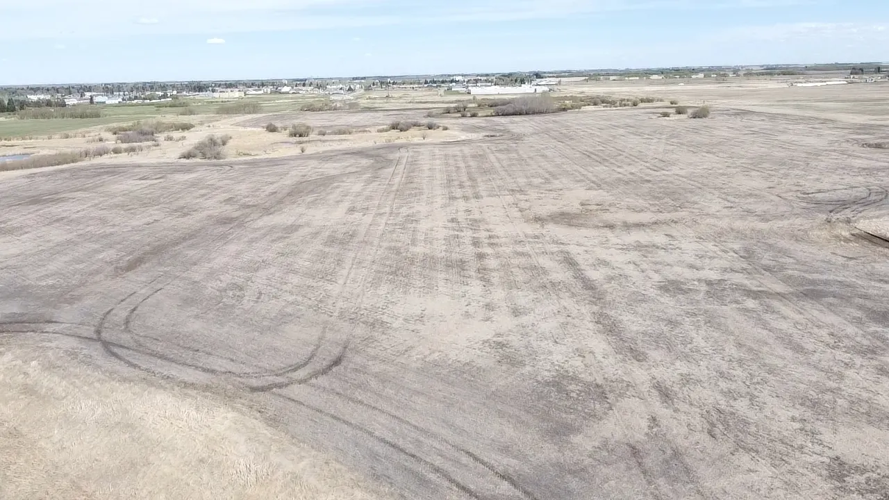 Rge Rd 243 Twp Rd 461