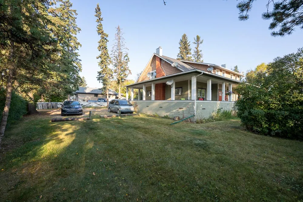 47 Avenue