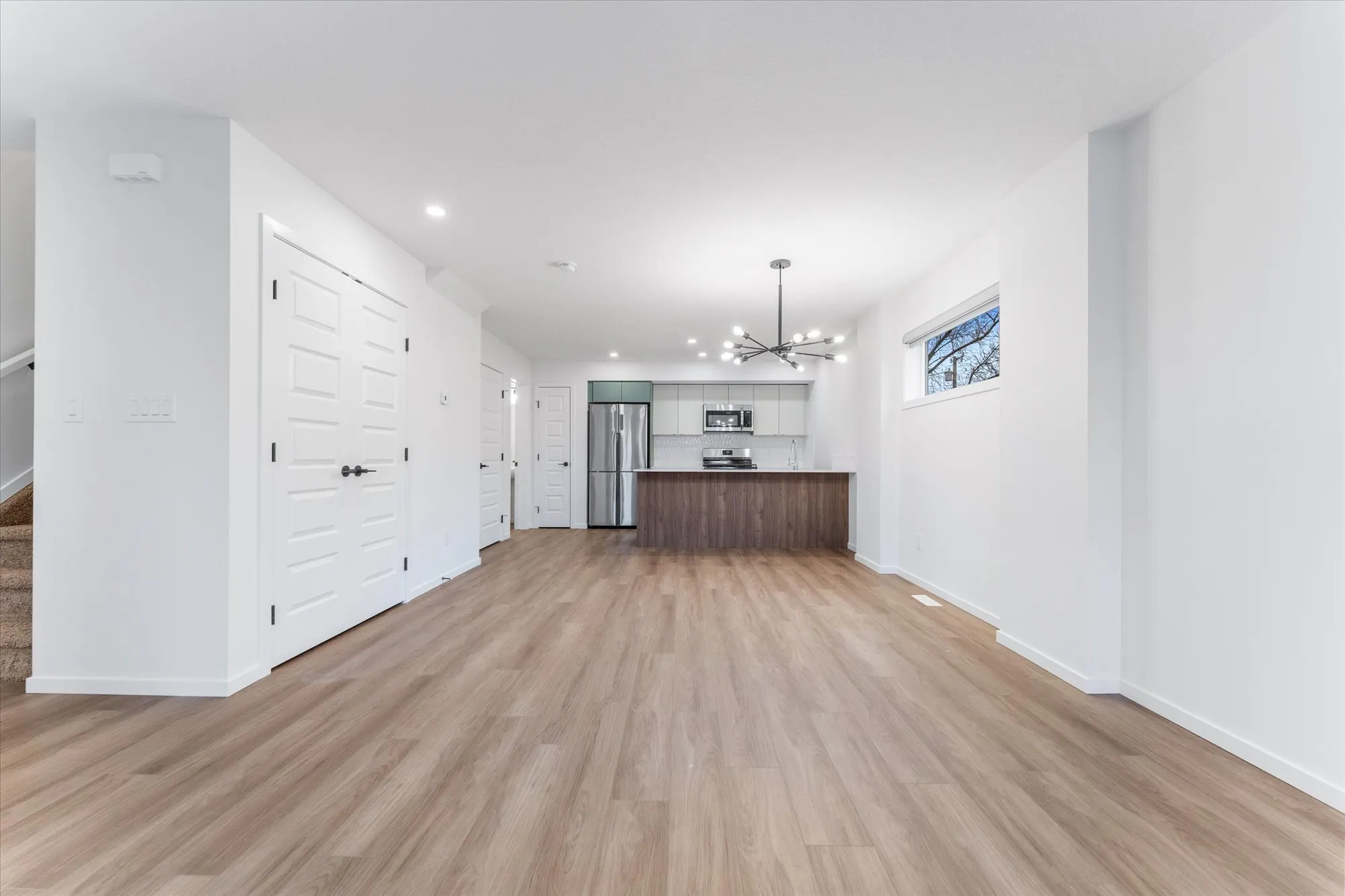 81 Street NW