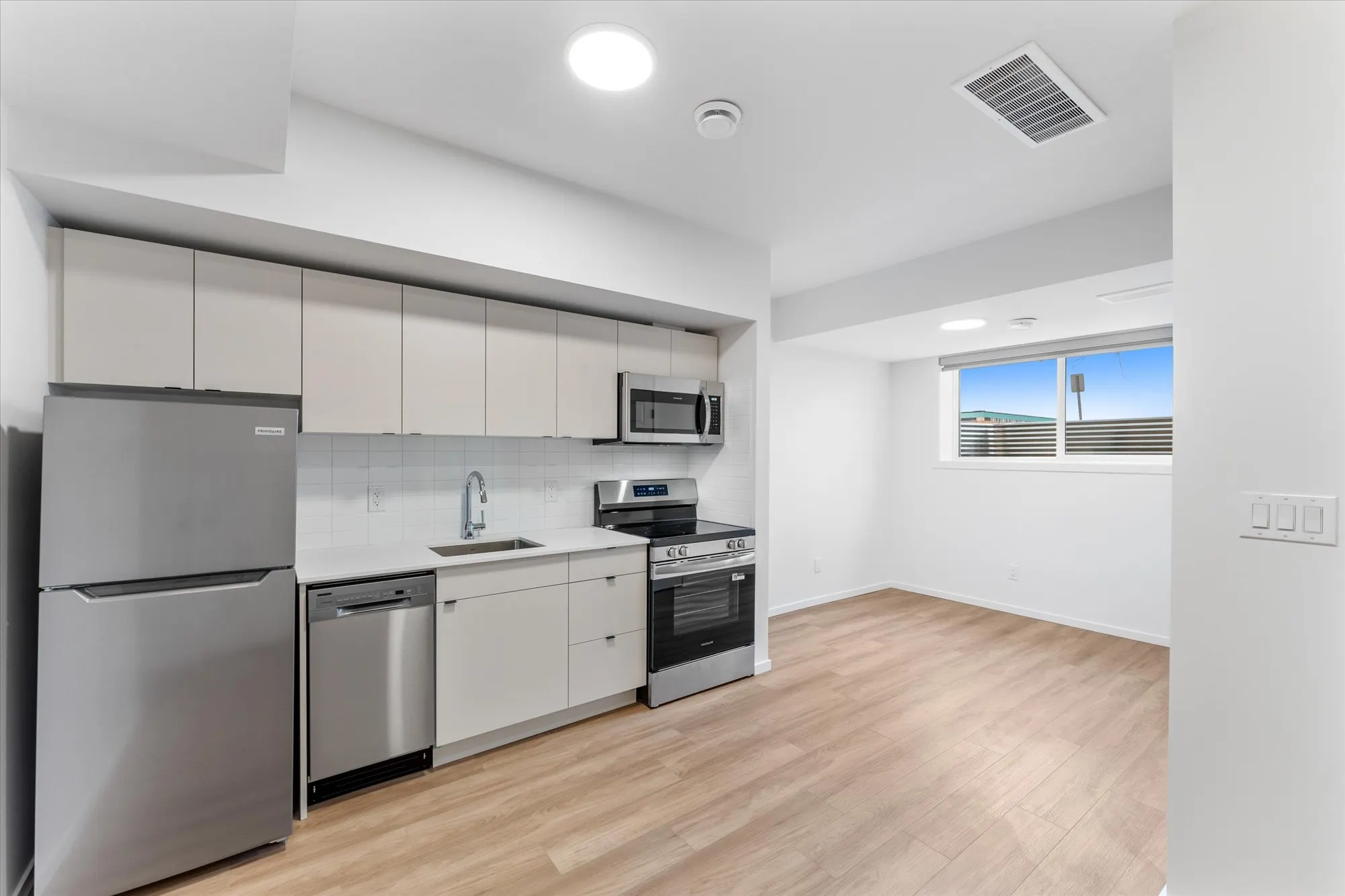 81 Street NW