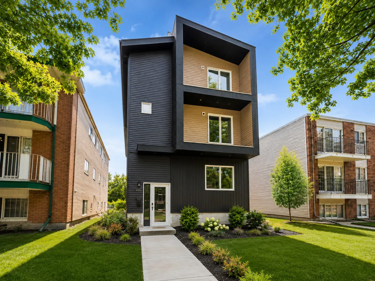 101 St NW