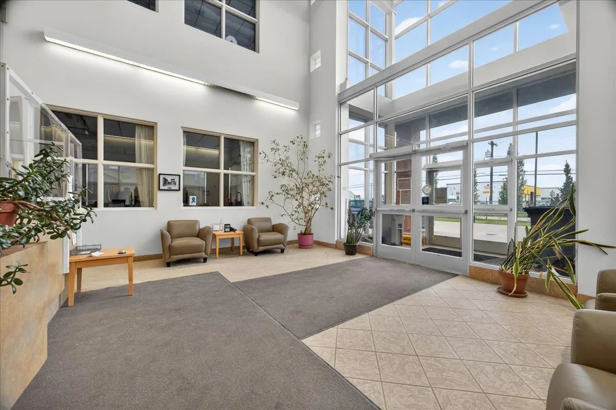 154 St NW
