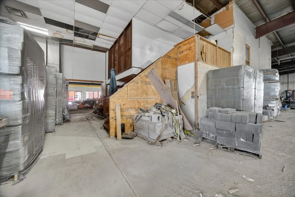 154 St NW