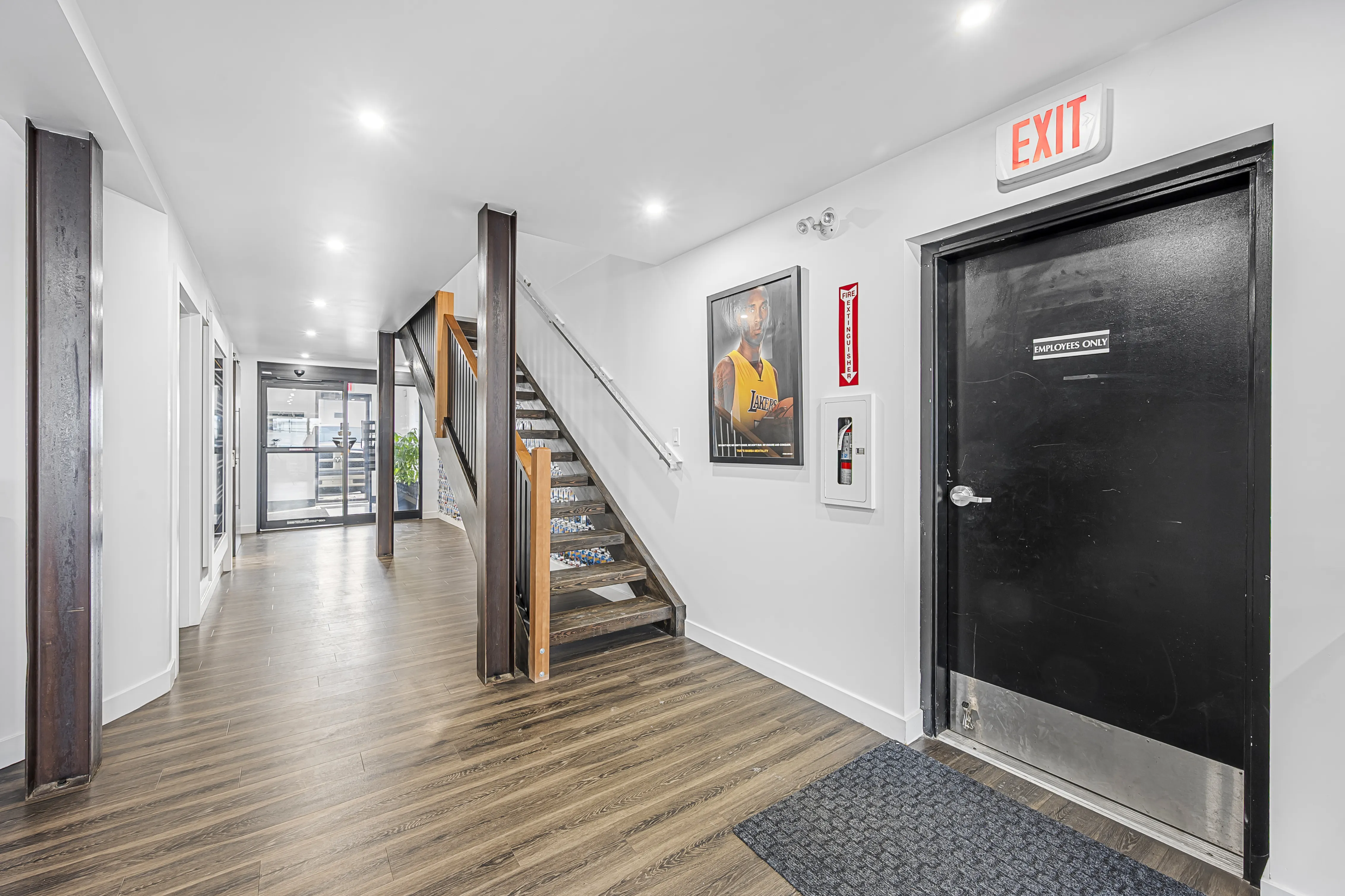 156 St