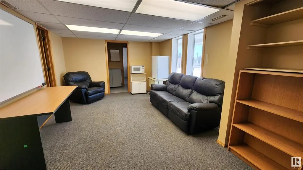 53 Ave (Lot 8)