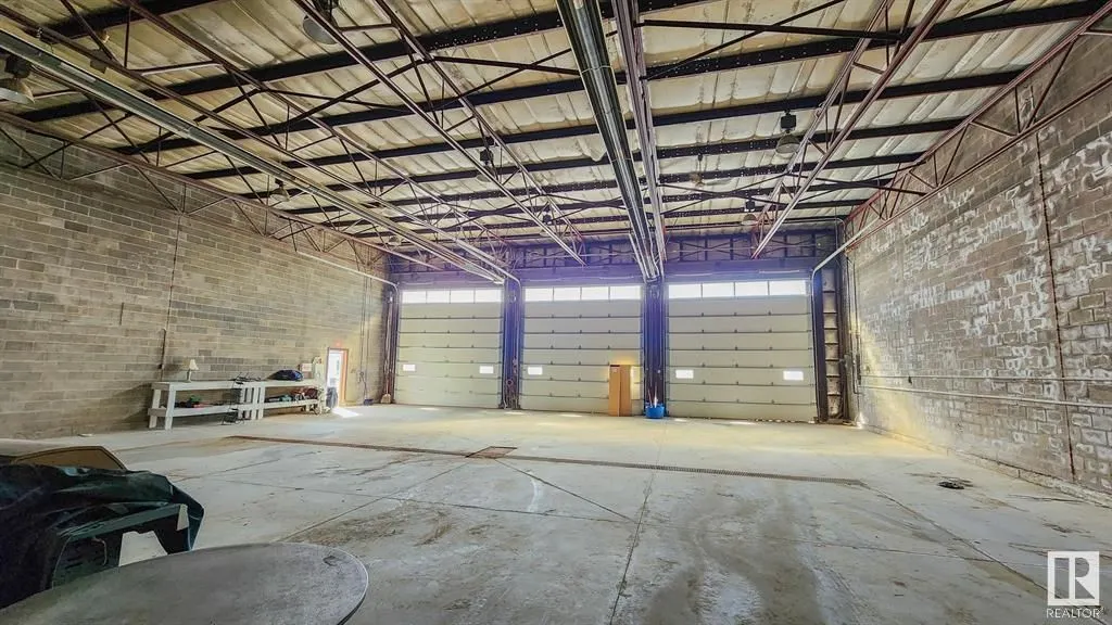 53 Ave (Lot 8)