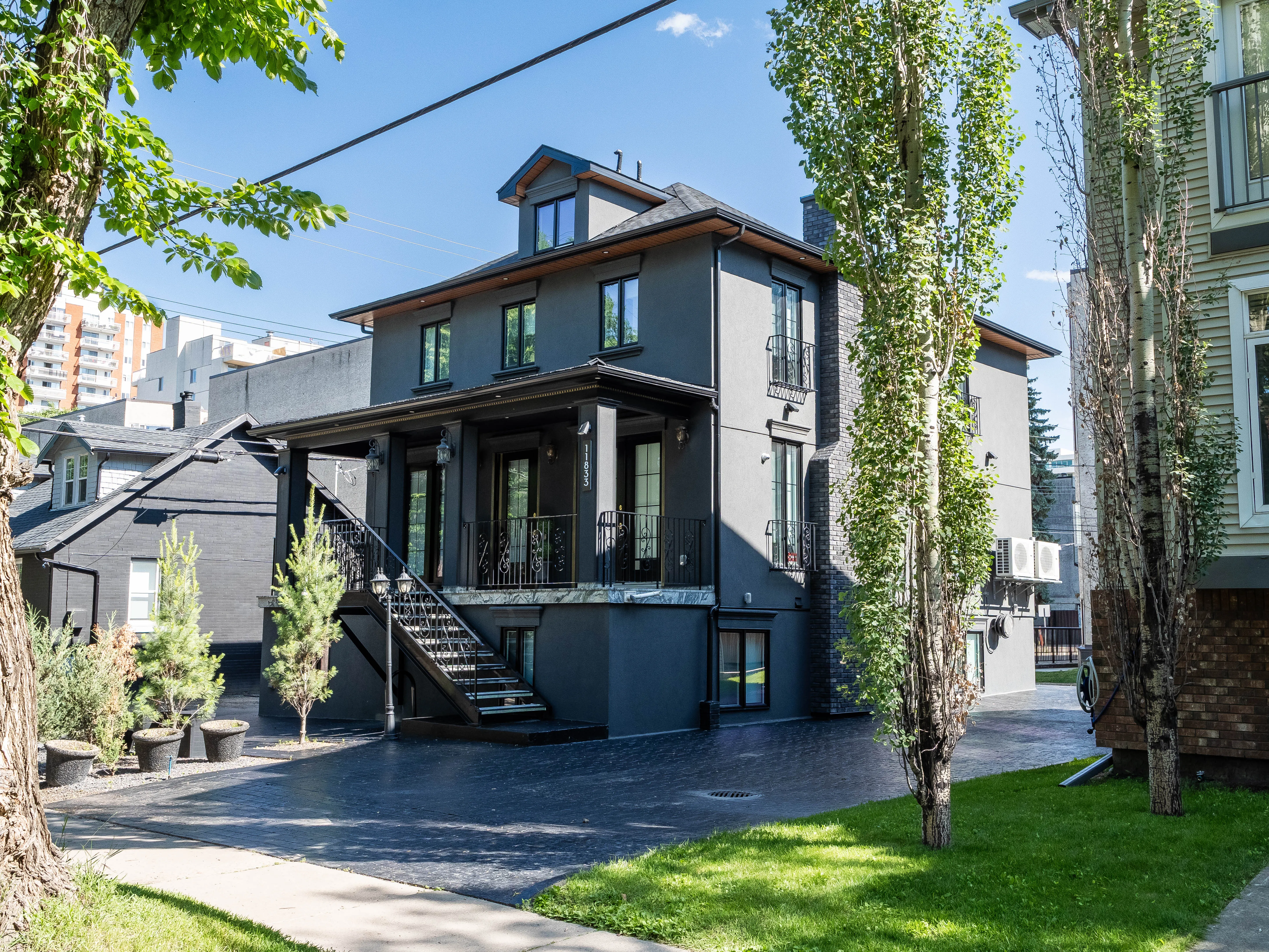 102 Avenue