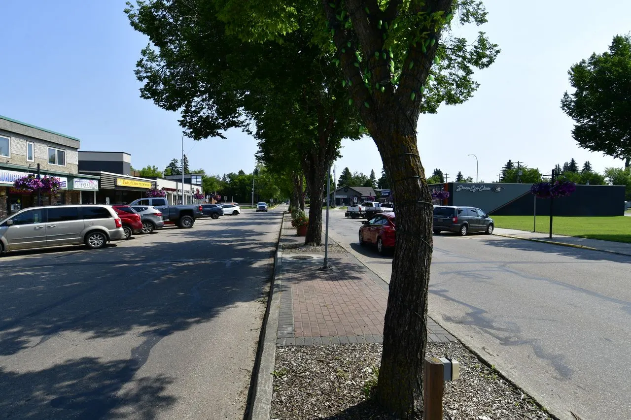 Athabasca Ave.