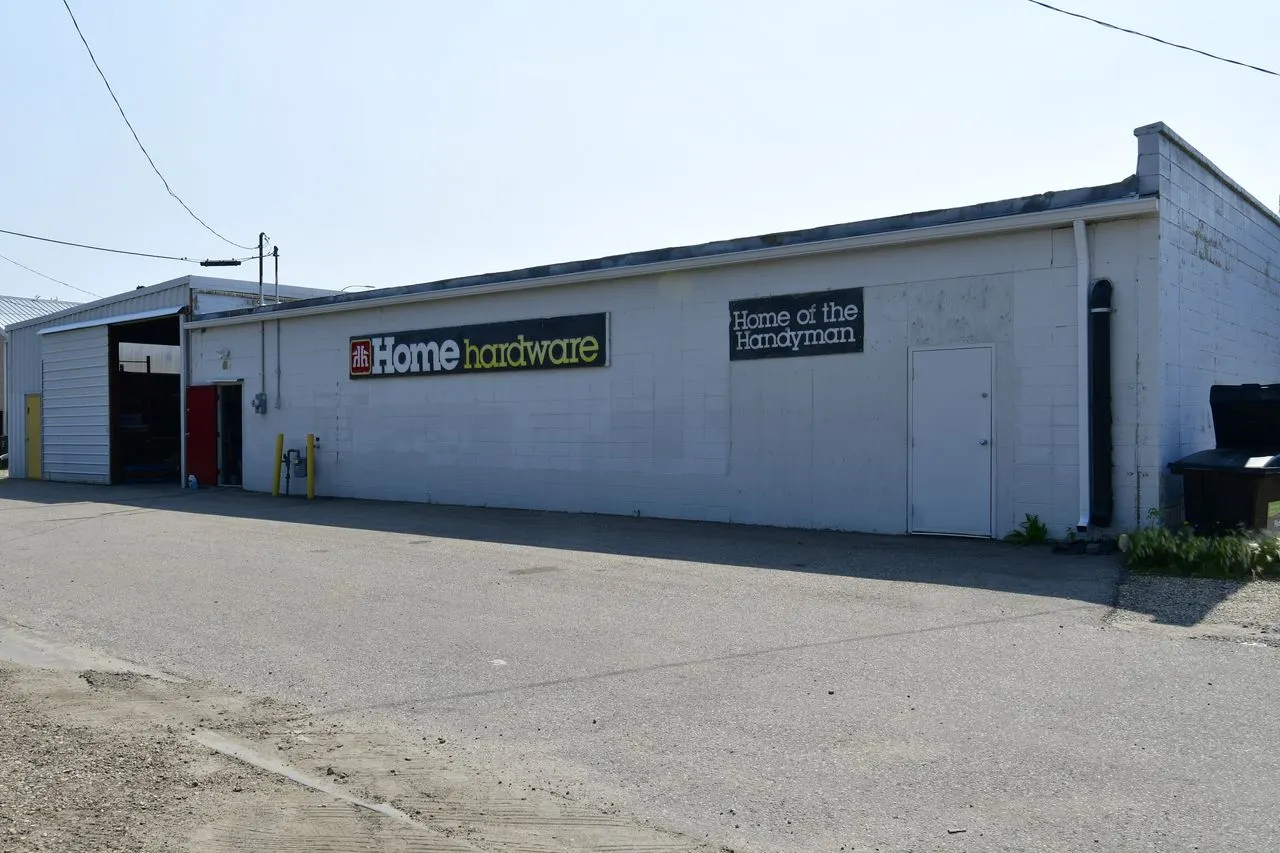 Athabasca Ave.