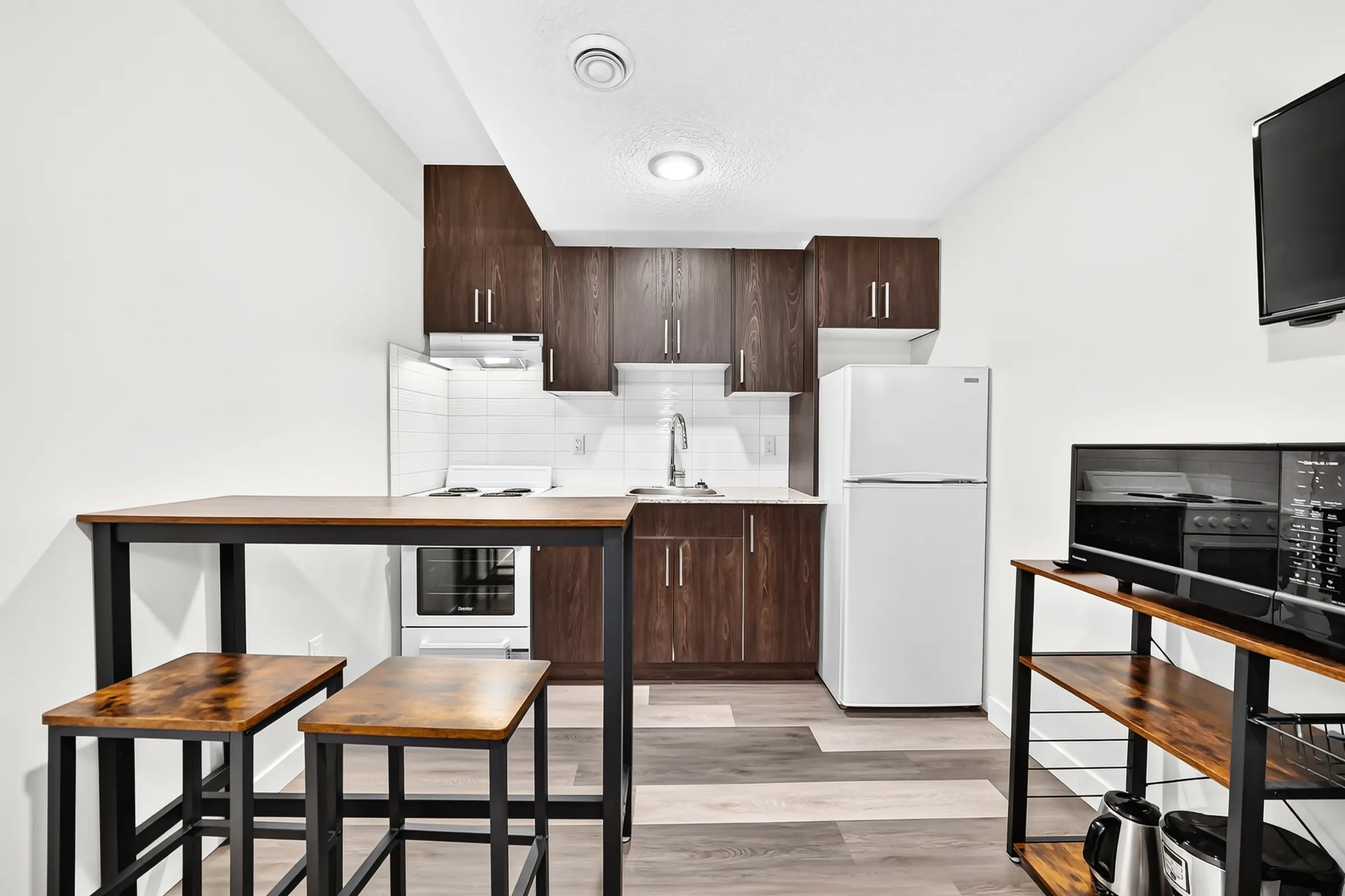 89 Street NW