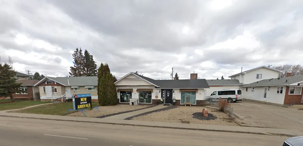 MCLEOD Avenue