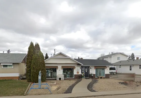 MCLEOD Avenue