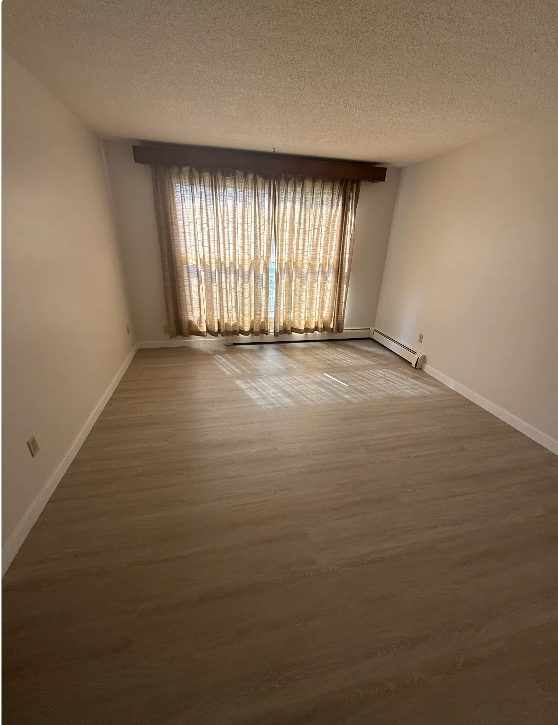 152 St NW
