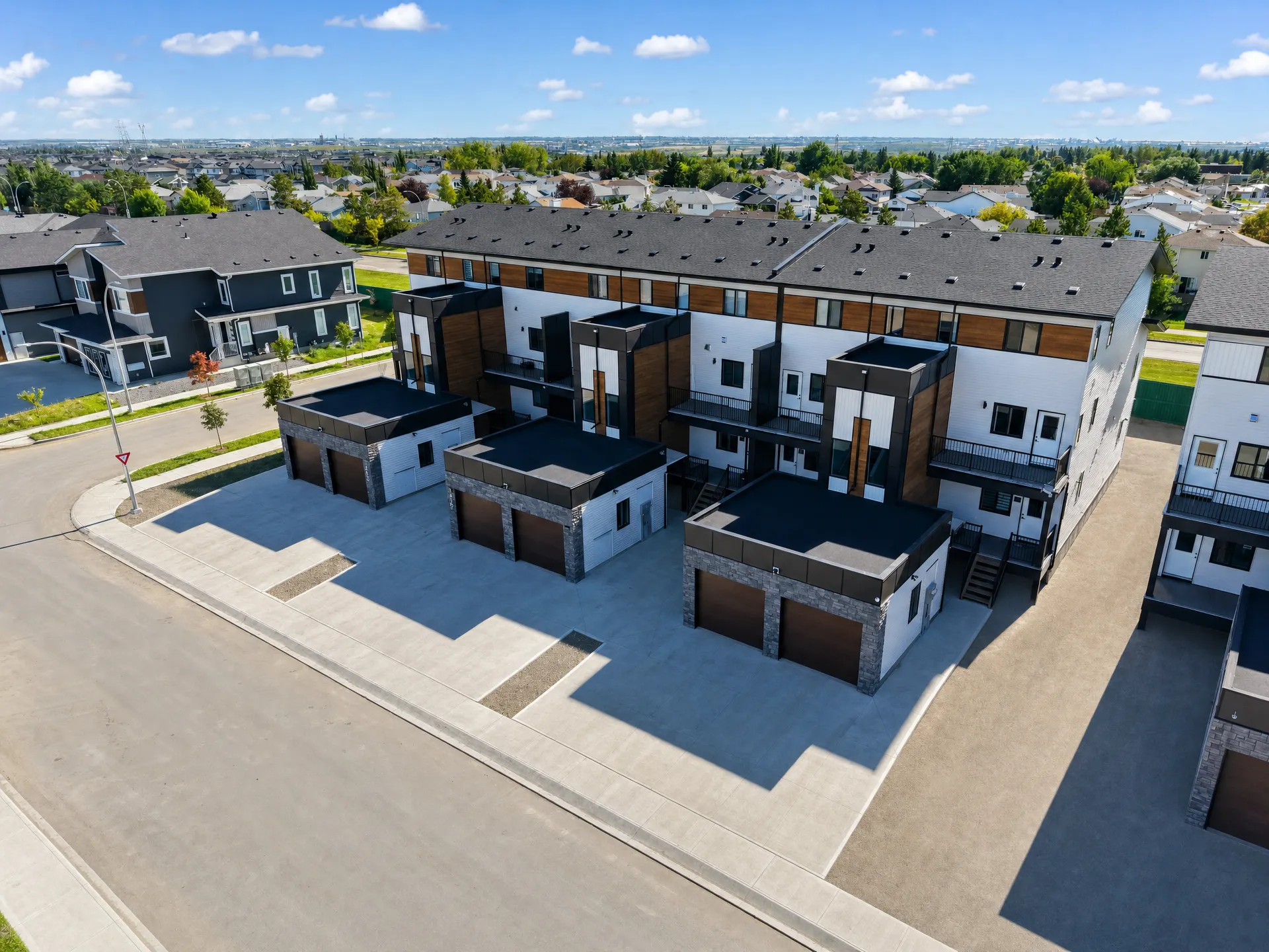 154 Ave NW