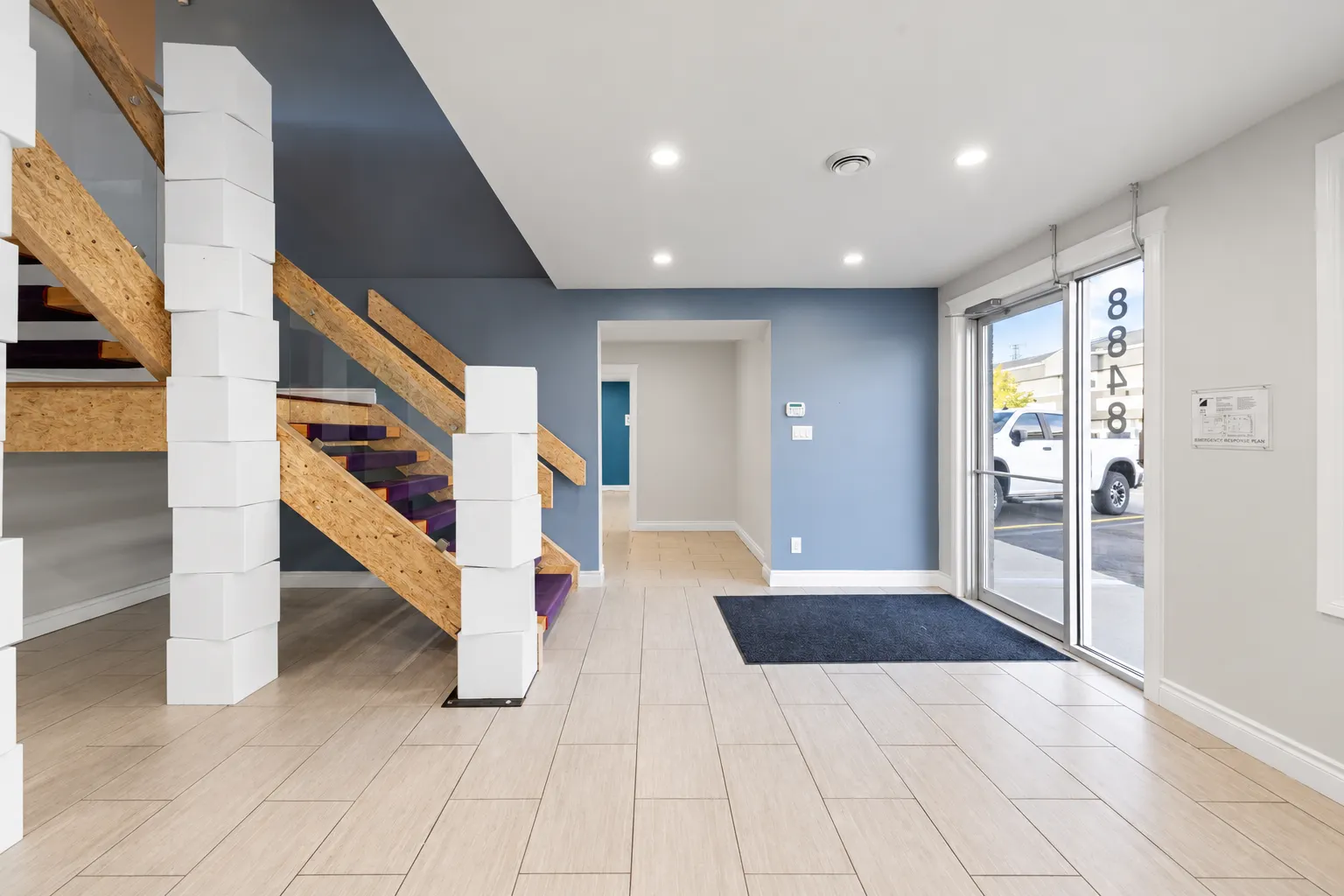60 Ave NW