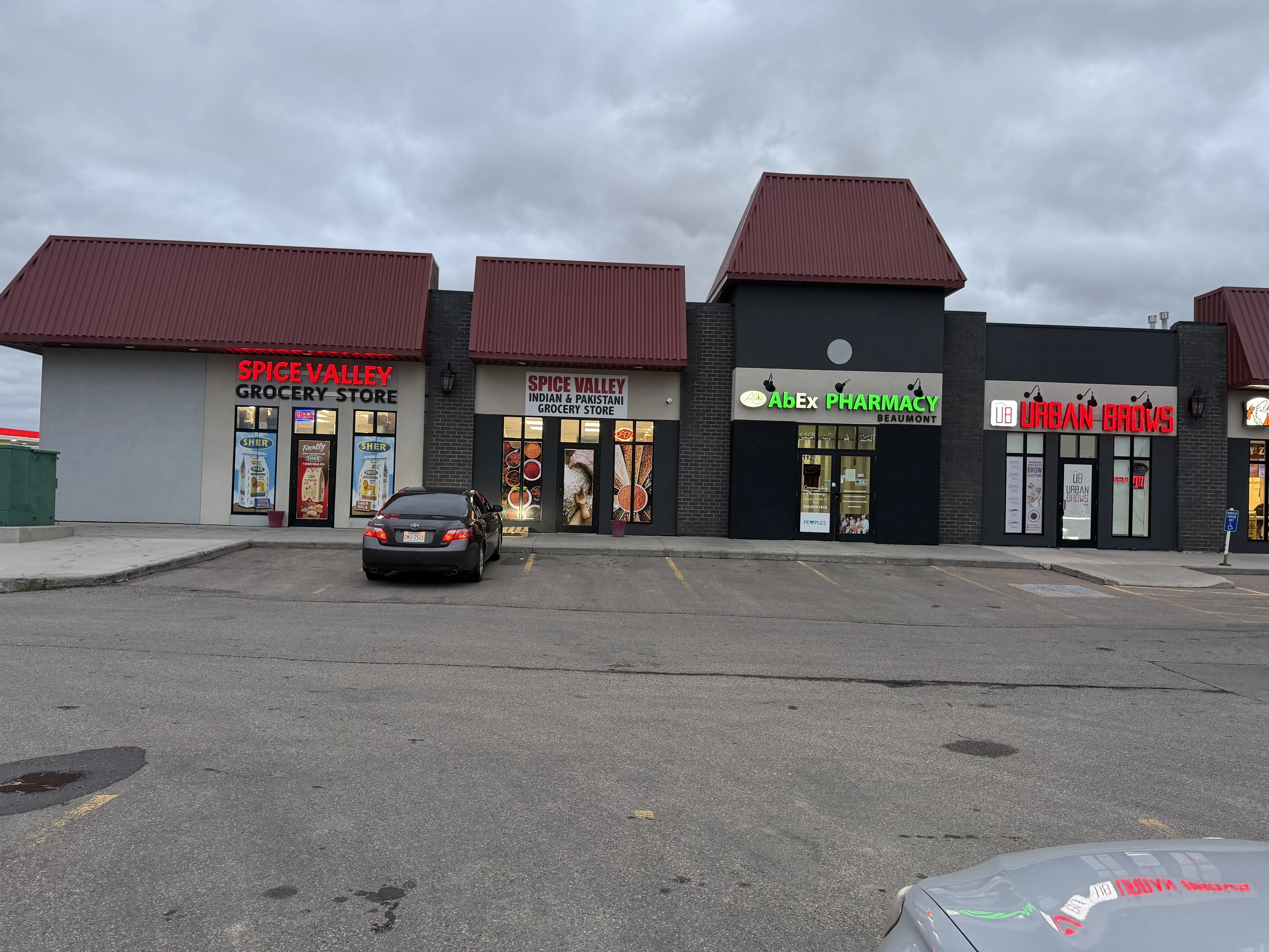 29 Ave