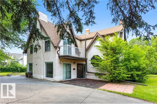 25 SUNNYSIDE Crescent