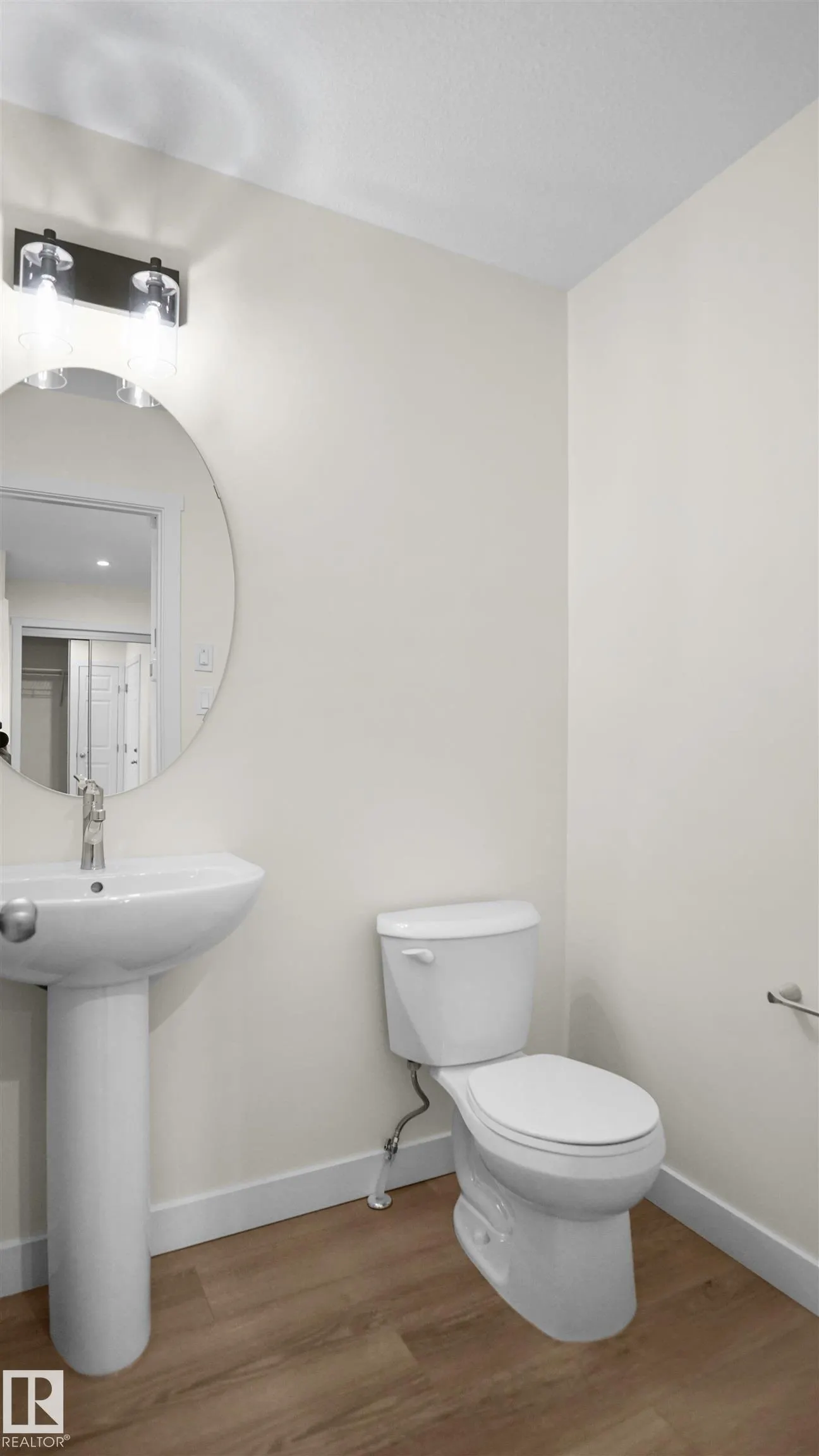 271 Savoy Crescent