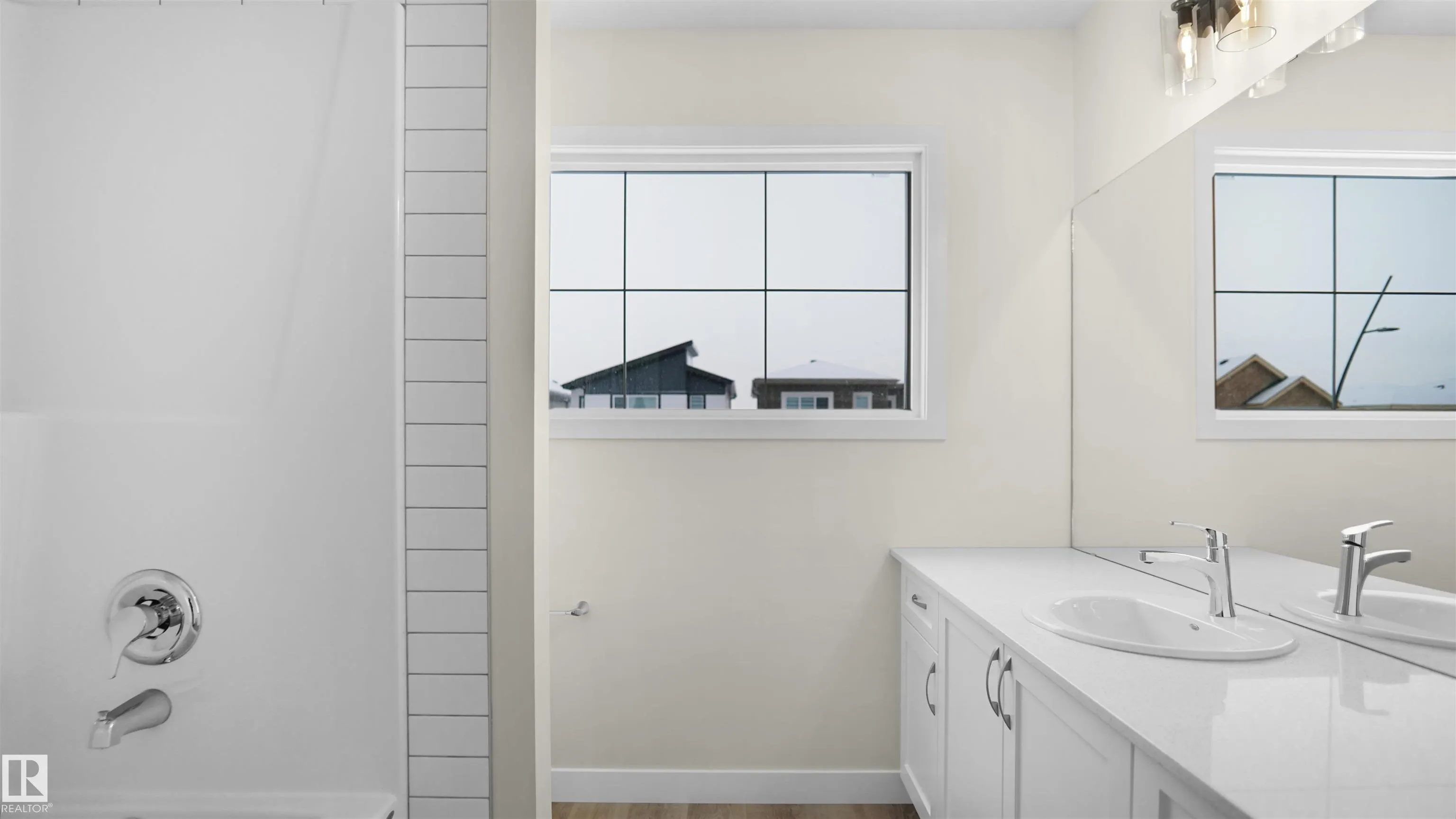 271 Savoy Crescent