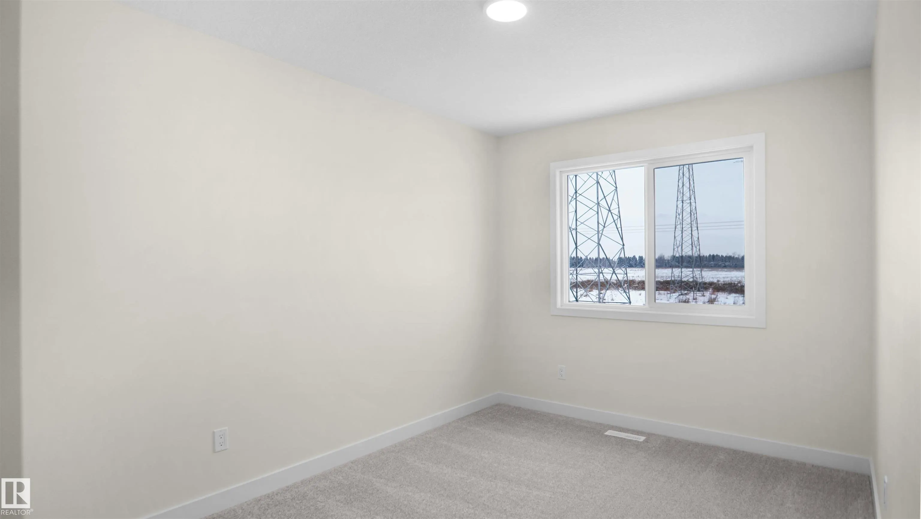 271 Savoy Crescent
