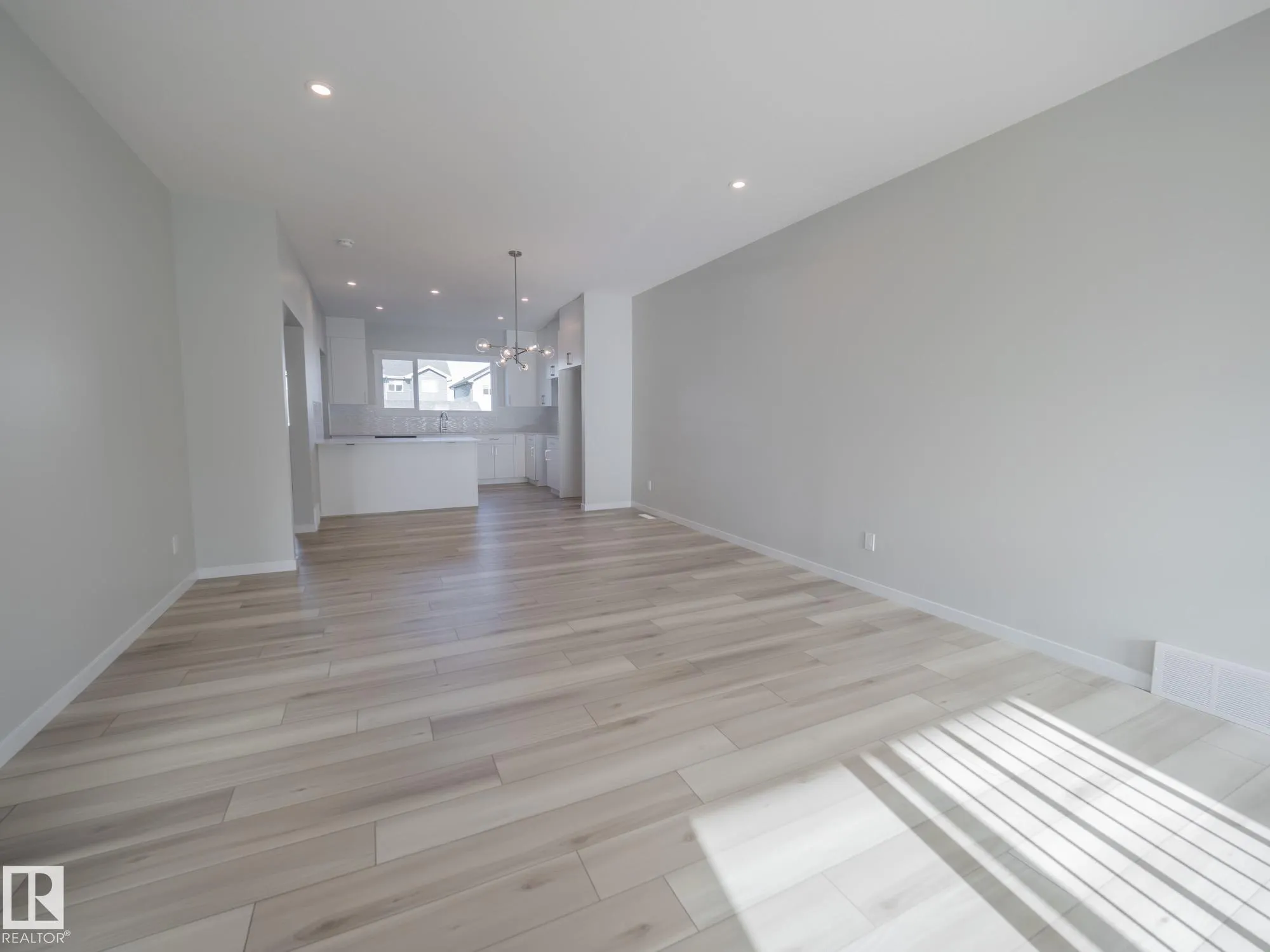 11 Nerine Crescent