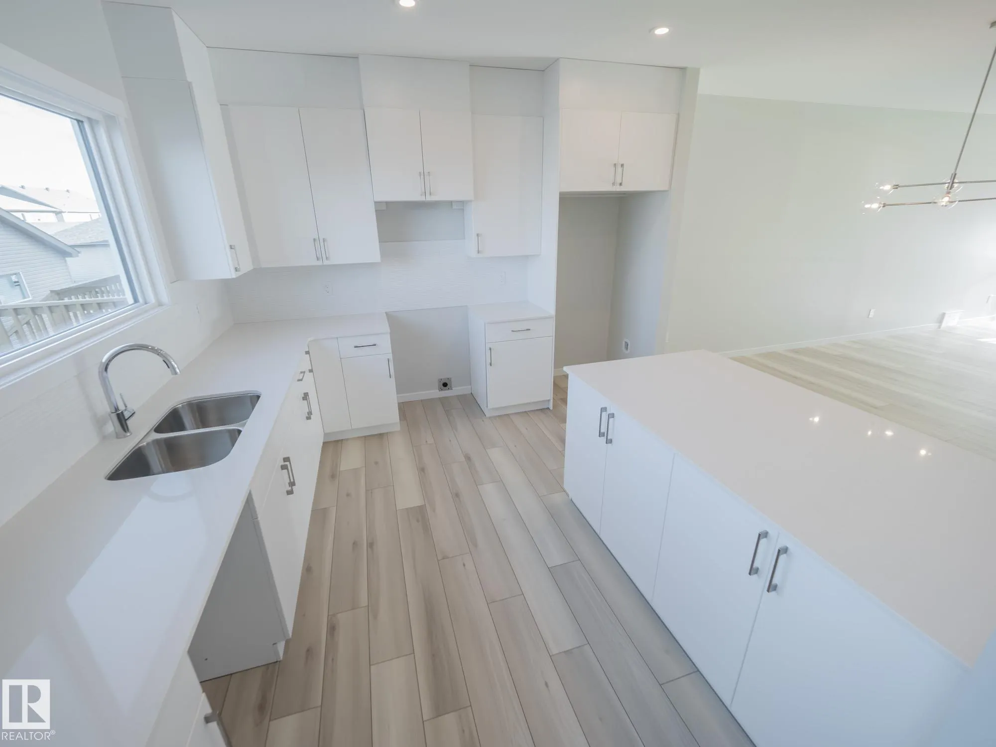 11 Nerine Crescent
