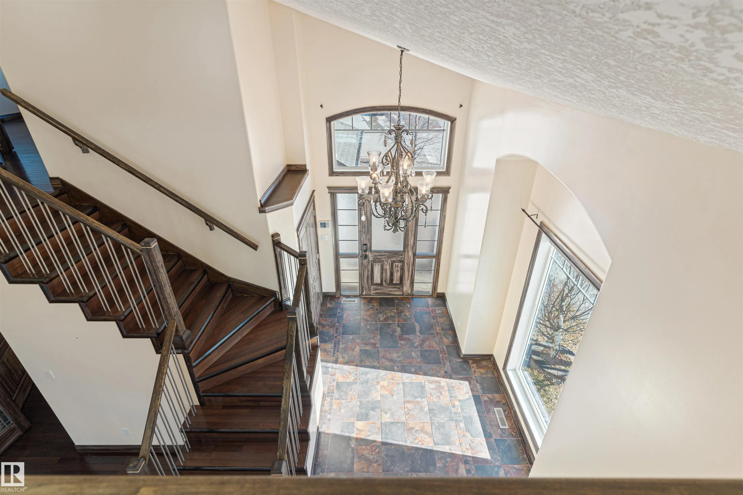 126 ANISE Close